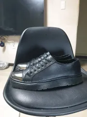 DR. MARTENS ドクターマーチン ブラック メタルトゥ スニーカー 250のサムネイル