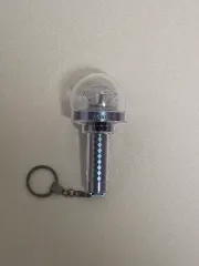 SEVENTEEN(セブンティーン・セブチ) ペンライト カラット棒キーホルダー