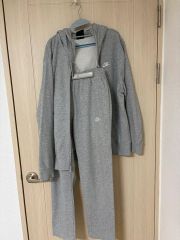 【希少】NIKE × NOCTA セットアップ グレー　M/XL オープンヘム 希少】NIKE × NOCTA セットアップ グレー M/XL オープンヘム - メルカリ