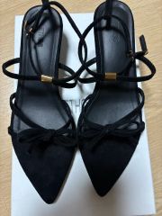 ⭐️新品 THE ROW リボン 2wayサンダル ブラック - メルカリ