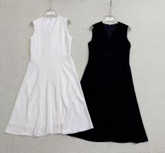 お値下げ⭐︎SHE tokyo ワンピース Holly 完売 黒 お値下げ⭐︎SHE tokyo ワンピース Holly 完売 黒 - メルカリ
