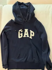 GAP ネイビー 色 裏起毛パーカー