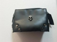 ウエストポーチ スカル archive v系 亜熱帯系 kmrii似 スタッズ - メルカリ