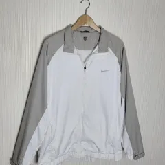 105_NIKE 00s ウィンドブレーカー スウッシュ ホワイト グレー