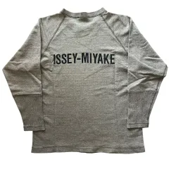 ヴィンテージ 90s ISSEY MIYAKE バックロゴ スウェットシャツのサムネイル