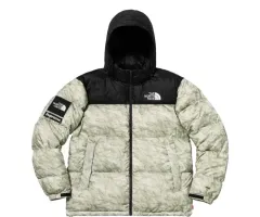 と*も様 THE NORTH FACE × Supreme ヌプシ ペーパープリ Supreme The North Face Paper Print Nuptse Jacket Paper Print Men's