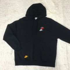希少XXL✨️ナイキ プルオーバー パーカー 黒 3連スウッシュ 刺繍ロゴ 