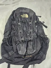 THE NORTH FACE クエイサー バックパック