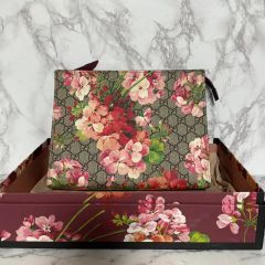 GUCCI ブルームス フラワー クラッチ チェーンショルダーバッグ レッド