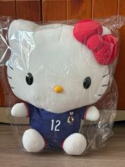 Hello Kitty サッカー日本代表 ぬいぐるみ 2体セット - メルカリ