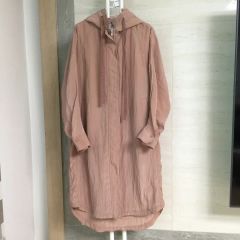 Yori ヨリ 軽量撥水パーカー ピンク Yori ヨリ 軽量撥水パーカー ピンクの通販 | BARAKAT-SA