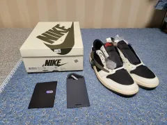 295 ウィメンズ ジョーダン1 ロー トラヴィス スコット Mサイズ オリーブ