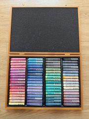 Rembrandt Soft Pastels 15色セット 木箱入り - メルカリ