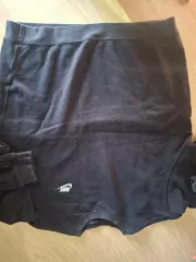 ナイキ 黒 スウェット Tシャツ