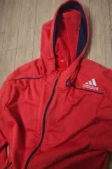 アディダス climawarm レッド フードジップアップ M / レディース オーバーサイズ ストリート