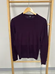 ユニクロ メリノ ニット ワイン色