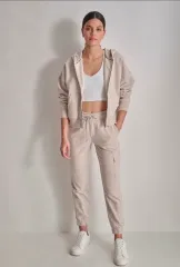 新品) DKNY ディーケーエヌワイ ハーフジップアップ アウター XSのサムネイル
