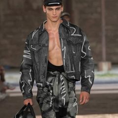 よし様 専用DIESEL 25FW レザージャケット - メルカリ