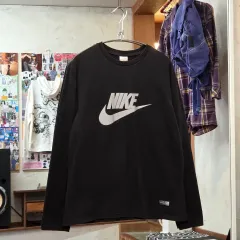 ナイキ スウッシュ ロゴ ブラック ロングスリーブ