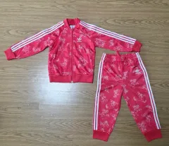 アディダス キッズ トレーニングウェア セット 095