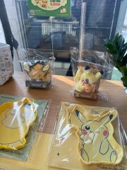 非売品】ピカチュウ ウェディング アクリルスタンド 2個セット - メルカリ