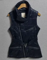 XXS ) DIESEL ブラック 軽量 ダウンベスト