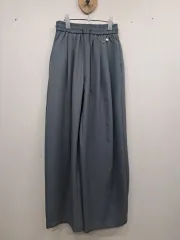 おしゃれなグレーワイドロングパンツ M 未使用