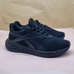 リーボック エナジェン PLUS メンズスニーカー 260