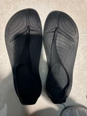超メルカリ市お値下げ 廃盤⭐︎クロックス本革23〜24⭐︎黒 - メルカリ