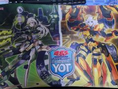 遊戯王 中国 軍貫　 公式 ハーフプレイマット 遊戯王 中国 軍貫 公式 ハーフプレイマット - メルカリ