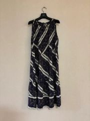laubeblanc Geometric tiered Dress - メルカリ