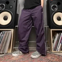 ナイキ トラックパンツ