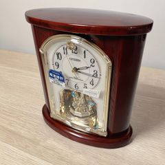 シチズン電波置き時計　8RY405-0 シチズン電波置き時計 8RY405-0 定価33,000円のお品、美品。取説あり