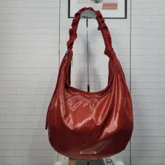 MANDARINA DUCK 光沢 レッド シャーリング HOBO BAG ショルダーバッグ トートバッグ クロスバックのサムネイル