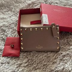 最終値下】正規品 VALENTINO ヴァレンティノ パスポート ケース レア 