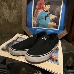 NIKE スリッポン スニーカー ネイビー LW - メルカリ