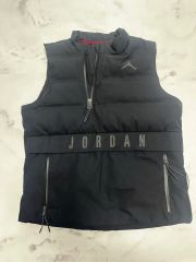 00s Jordan NIKE ダウンベスト - メルカリ