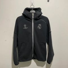 か*吉様 FCバイエルン・ミュンヘン UEFAチャンピオンズリーグ パーカー