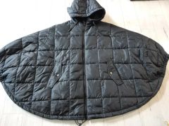 ZARA ブラック フード キルティング ポンチョ ダウン ケープ M 新品