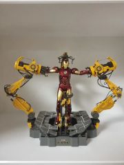 ZDtoys アイアンマン 本体＆修理台 スーツアップガントリー フィギュア