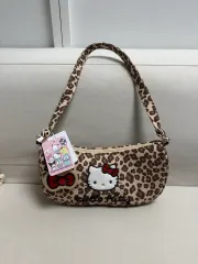 新品) Sanrio HELLO KITTY ヒョウ柄 ミニ ショルダーバッグ HOBO BAG