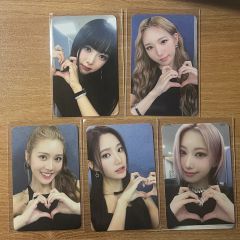TWICE ツウィ トレカ台湾 7-ELEVEN 5枚セット - メルカリ