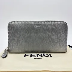 4262 FENDI フェンディ 長財布 シルバー セレリア レザー ラウンドファスナー