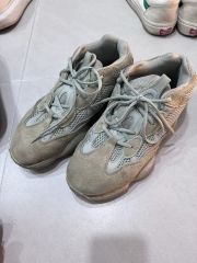 adidas YEEZY ベージュ スニーカー 9インチ - メルカリ