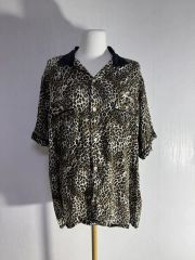 【美品】schott　半袖シャツ　レオパード　ヒョウ柄 最終値下げ 美品】schott 半袖シャツ レオパード ヒョウ柄 最終値下げ - メルカリ