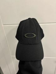 90s OAKLEY USA製 ベースボールキャップ XYZ OPTICS 黒 - メルカリ