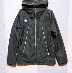 2023年モデル Team DESCENTE ミドラージャケット （非売品） - メルカリ