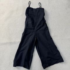 今週中のみ GYDA ブラックサロペット オールインワン XS - メルカリ