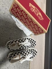 VANS ノベルティ 限定ラグ＆キーホルダー - メルカリ