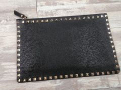 PRADA カナパ ビジュー装飾 クラッチバッグ - メルカリ